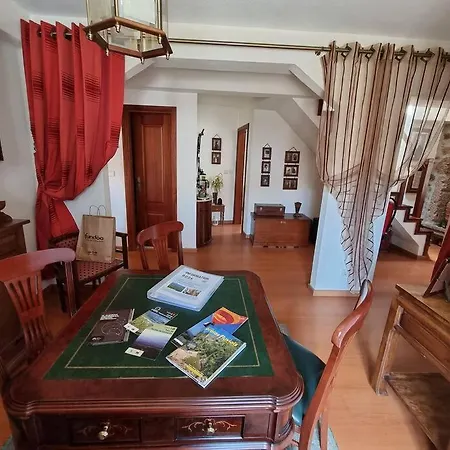 Casa Da Avo Ana - Peroviseu - Serra Da Gardunha - Serra Da Estrela