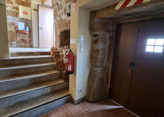 Casa Da Avo Ana - Peroviseu - Serra Da Gardunha - Serra Da Estrela Nyaraló