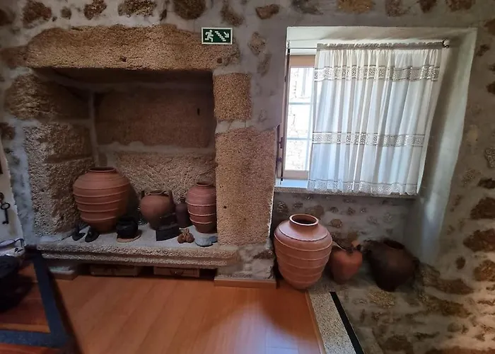 Casa Da Avo Ana - Peroviseu - Serra Da Gardunha - Serra Da Estrela Nyaraló *