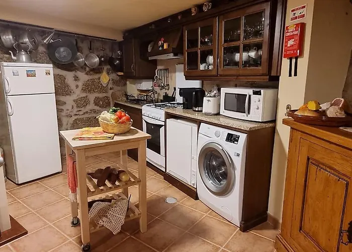 Casa Da Avo Ana - Peroviseu - Serra Da Gardunha - Serra Da Estrela Nyaraló