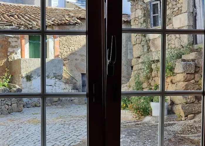 Casa Da Avo Ana - Peroviseu - Serra Da Gardunha - Serra Da Estrela *